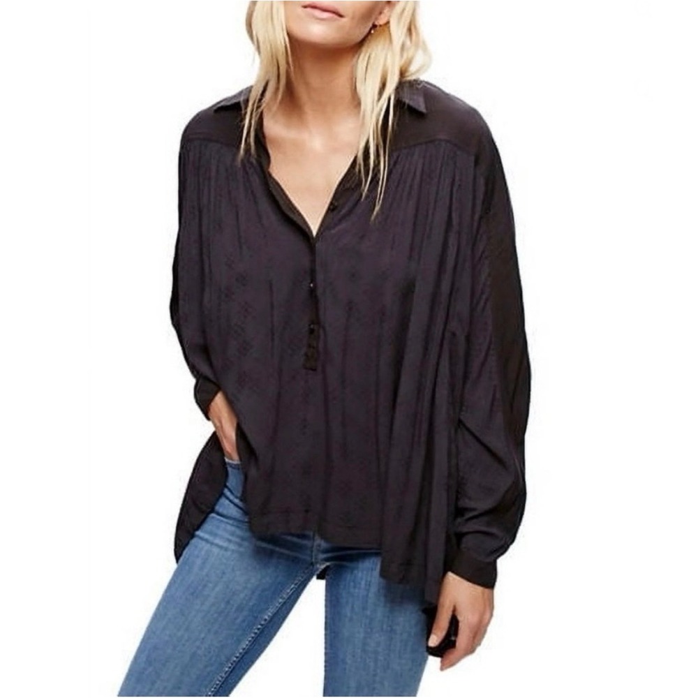 Free People Lovely Day Button Front Oversized Tunic in Black Size Medium